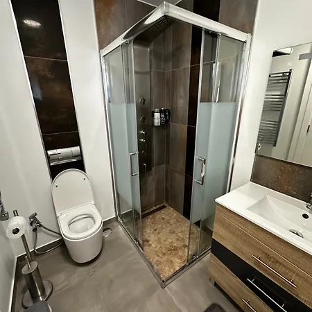 Modern Duplex Close To The Dom wakacyjny