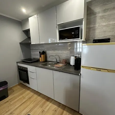 Duplex Moderno Perto Da * Armação de Pêra